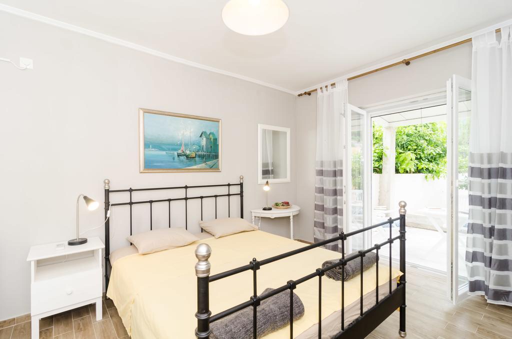 Apartments Porto Della Vita Okuklje Buitenkant foto